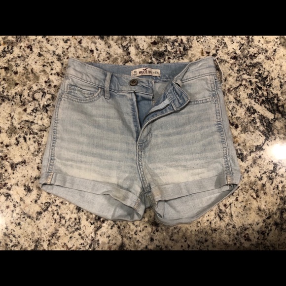 High waisted shorts - Picture 1 of 2